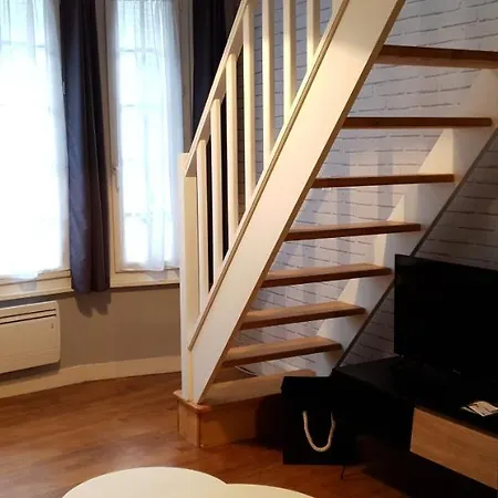 Les Vieux Remparts Apartment